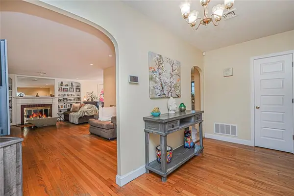 4 Brentwood AVE, Staten  Island, NY 10301