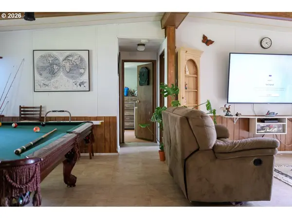 515 RUGH LN, Lakeside, OR 97449