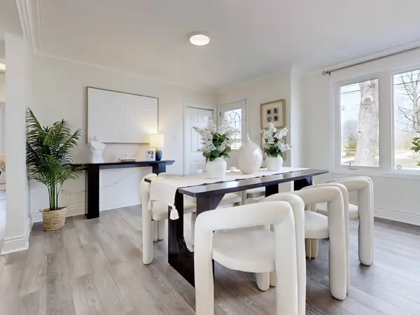 1386 Simcoe ST S, Oshawa, ON L1H 4M4