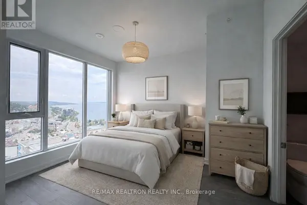 39 Mary ST #2506, Barrie, ON L4N 1S9