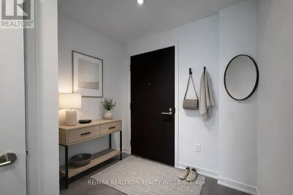 39 Mary ST #2506, Barrie, ON L4N 1S9