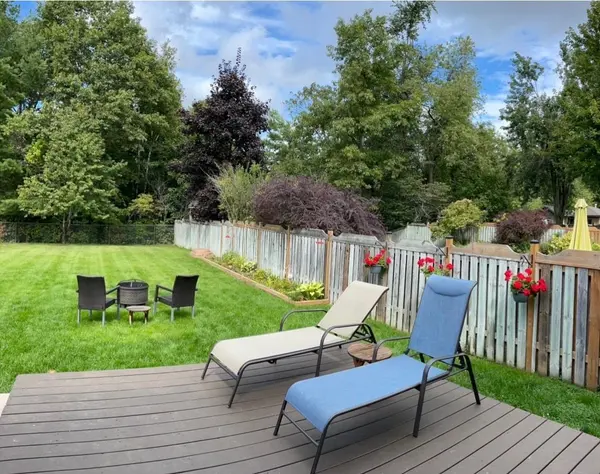 26 Kenwell CRES, Barrie, ON L4N 0A4