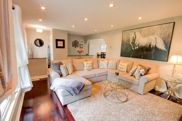 27 Greengables DR, Oro-medonte, ON L0L 1T0