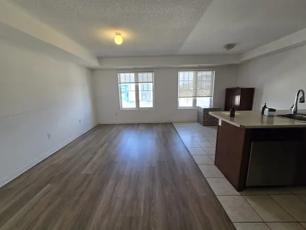 43 Seachart PL, Brampton, ON L6P 3E1