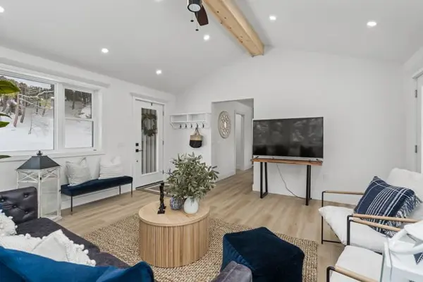 5789 North Kennisis Lake RD, Dysart Et Al, ON K0M 1M0