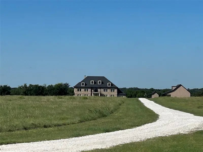 5676 County Road 206, Grandview, TX 76050