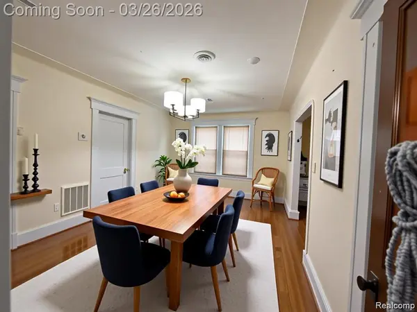 2361 Caniff ST, Hamtramck, MI 48212