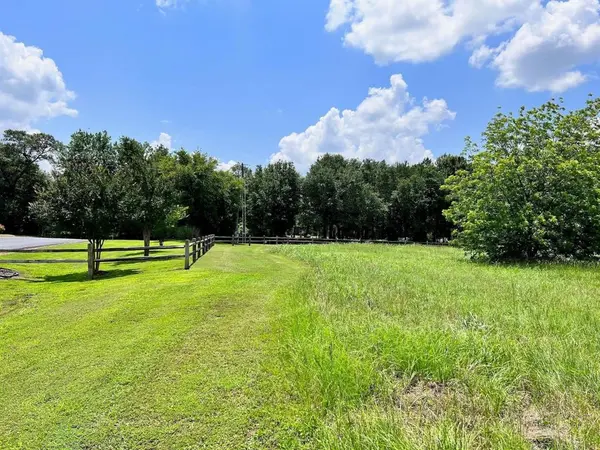 LOT 1-R South Point Drive, Streetman, TX 75859