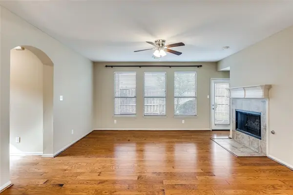 413 Royal Oak Drive, Murphy, TX 75094