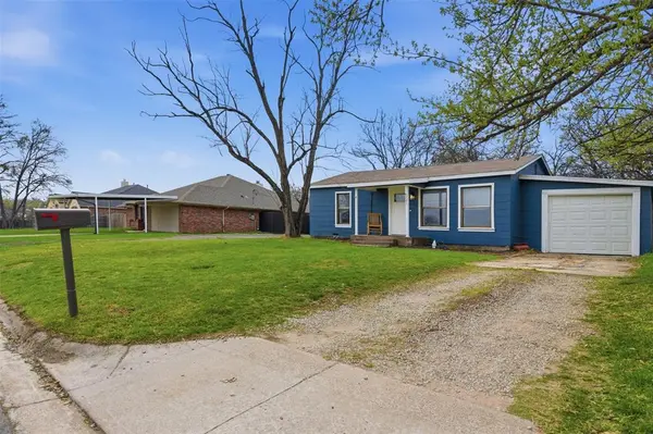 521 Crosby Avenue, White Settlement, TX 76108