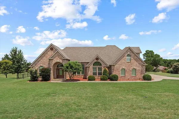 3707 Heatherwood Lane, Sherman, TX 75090
