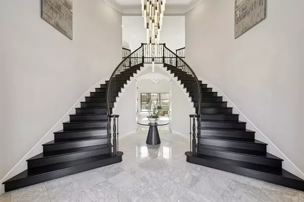 809 Charleston Drive, Southlake, TX 76092