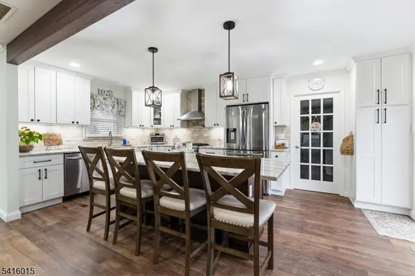 8 Johnson Rd, Franklin Twp., NJ 08873