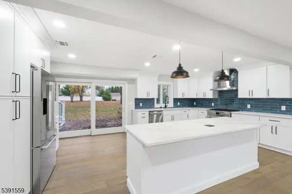 12 Wayne Ter, Bernards Twp., NJ 07920