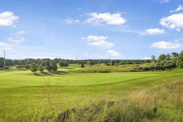 2808 W Crown DR, Garfield Twp, MI 49685