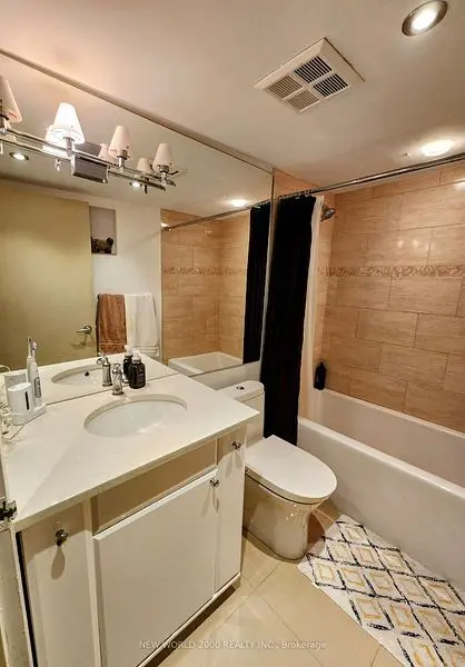 633 Bay ST #Ph09, Toronto C01, ON M5G 2G4