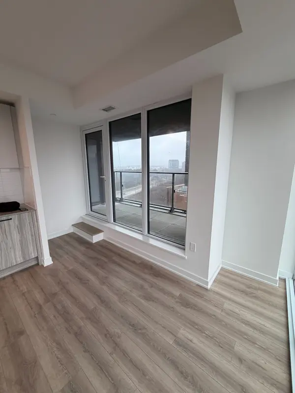 5 Quarrington LN #803, Toronto C13, ON M3C 0S5