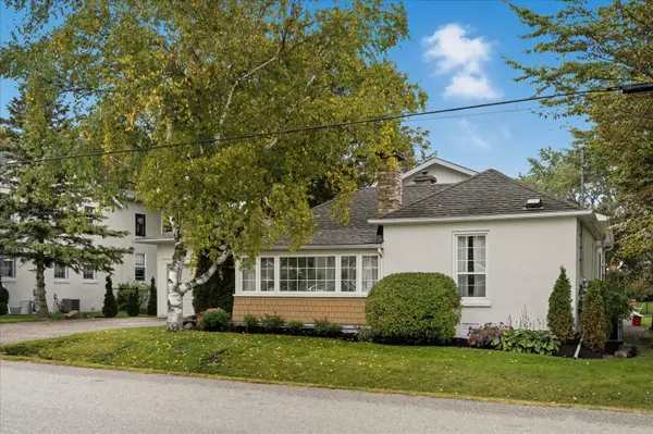 17 Mill ST, East Gwillimbury, ON L0G 1M0