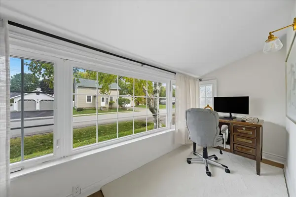 17 Mill ST, East Gwillimbury, ON L0G 1M0