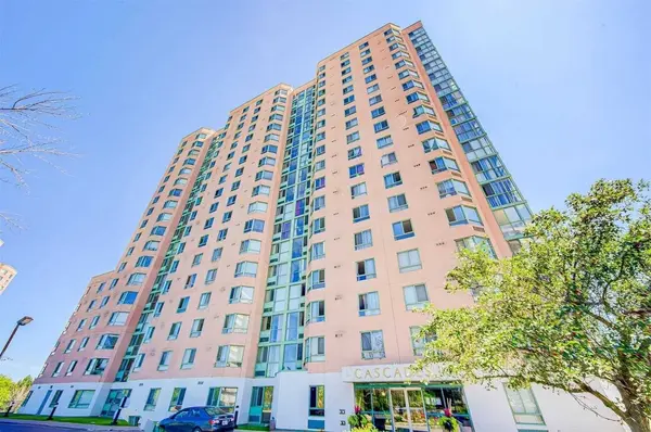 41 Markbrook LN #213, Toronto W10, ON M9V 5E6