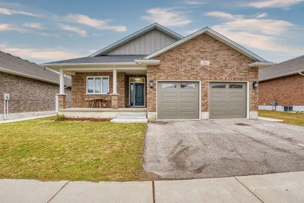 182 Shearwater TRL, Goderich, ON N7A 0C3