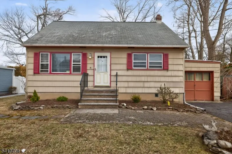 131 Martin Dr, South Plainfield Boro, NJ 07080