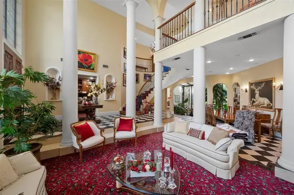 2007 Misty Creek Drive, Arlington, TX 76017