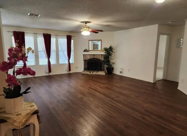 2115 Dove, Grand Prairie, TX 75052