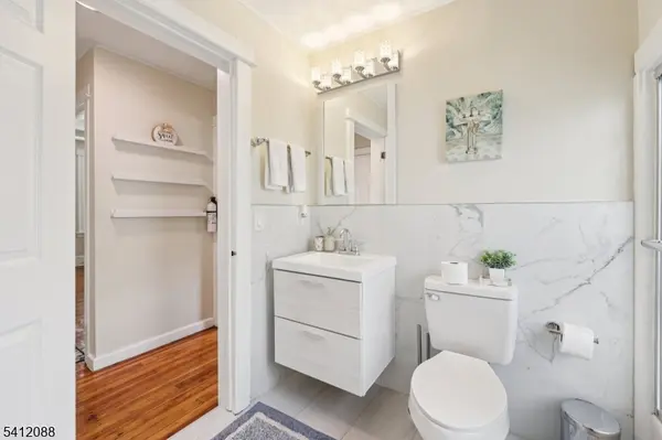 5 77Th St, North Bergen Twp., NJ 07047