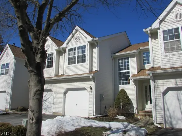 5 Weatherhill Rd, Hamburg Boro, NJ 07419