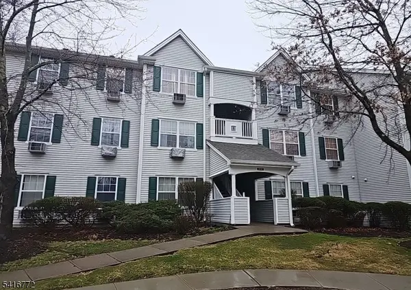 107 Chatfield Dr, Pequannock Twp., NJ 07444