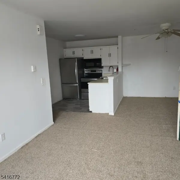 107 Chatfield Dr, Pequannock Twp., NJ 07444