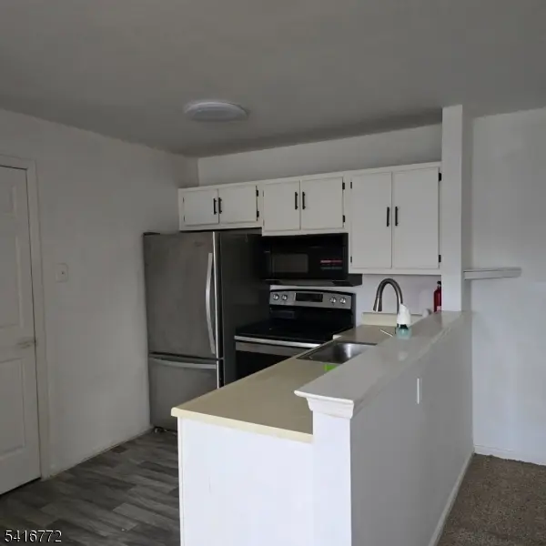 107 Chatfield Dr, Pequannock Twp., NJ 07444