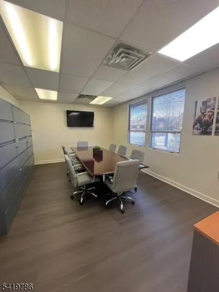 5 Cold Hill Rd, Mendham Boro, NJ 07945