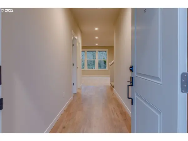 3205 S Magnolia Dr #Lot 738, Cornelius, OR 97113