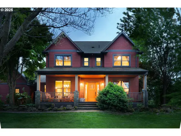 4069 POST CANYON DR, Hood River, OR 97031