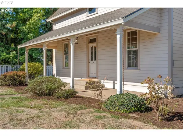 36175 S HIGHWAY 213, Molalla, OR 97038