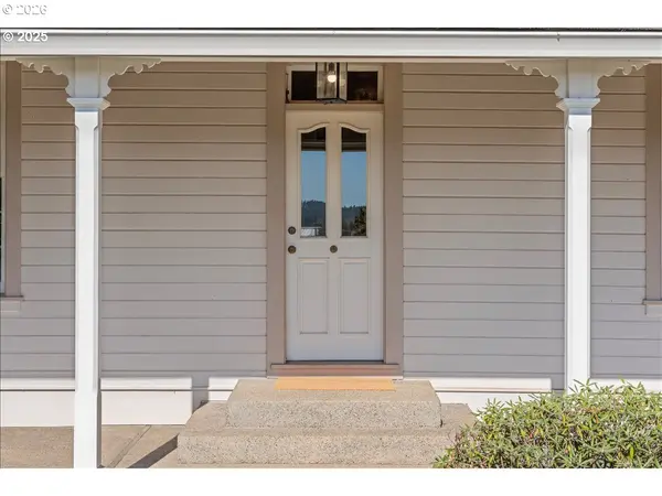 36175 S HIGHWAY 213, Molalla, OR 97038