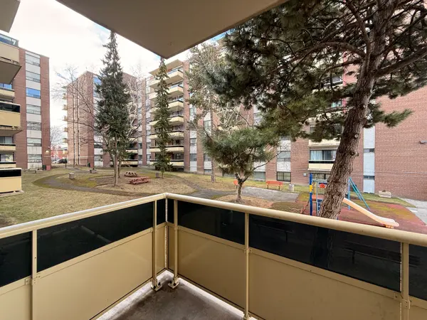 915 Midland AVE #114, Toronto E08, ON M1K 4G1