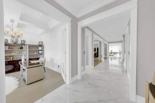 19 Petrolia CT, Richmond Hill, ON L4C 0C2