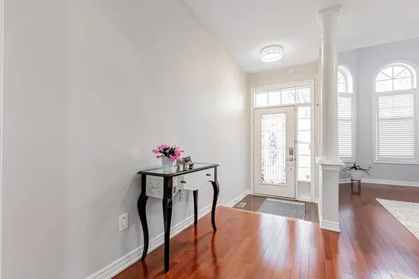 3 Condarcuri CRES, Markham, ON L6B 0G8