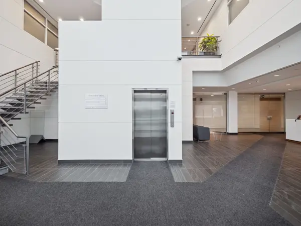 55 Renfrew DR, Markham, ON L3R 8H3