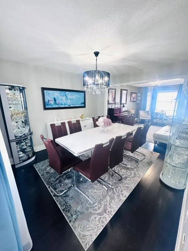 25 Jagges DR, Barrie, ON L4N 0W9