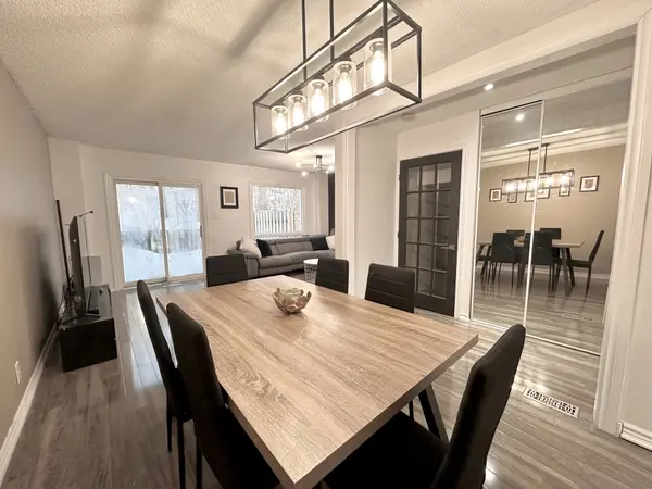 52 Adelaide ST #32, Barrie, ON L4N 3T5