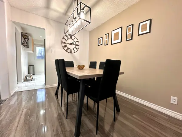 52 Adelaide ST #32, Barrie, ON L4N 3T5