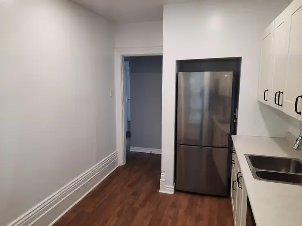 28 Wellington ST W #3, Barrie, ON L4N 1K2