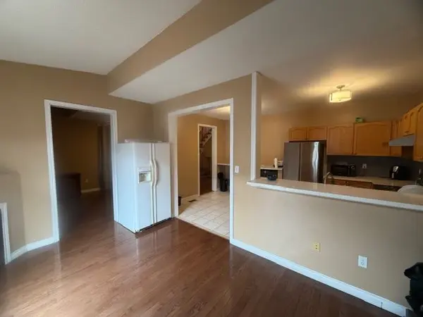 110 Pantomine BLVD #Main, Brampton, ON L6Y 5P1