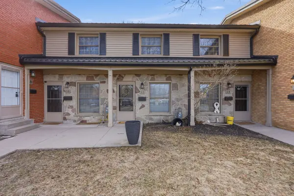 12 Guildwood WALK, London North, ON N6H 3X2