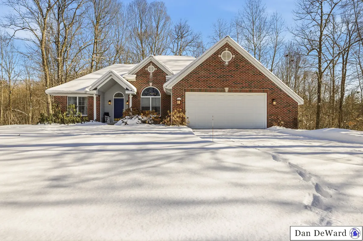 11410 Windsor DR NE, Algoma Twp, MI 49345