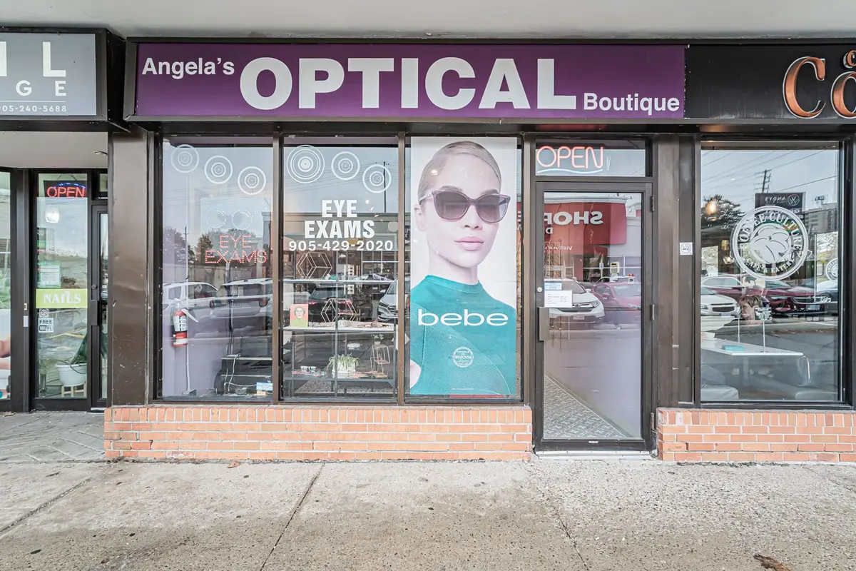 555 Rossland RD E #2, Oshawa, ON L1K 1K8